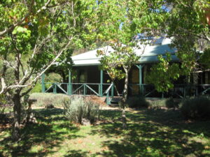 Banksia Springs Cottages thumbnail